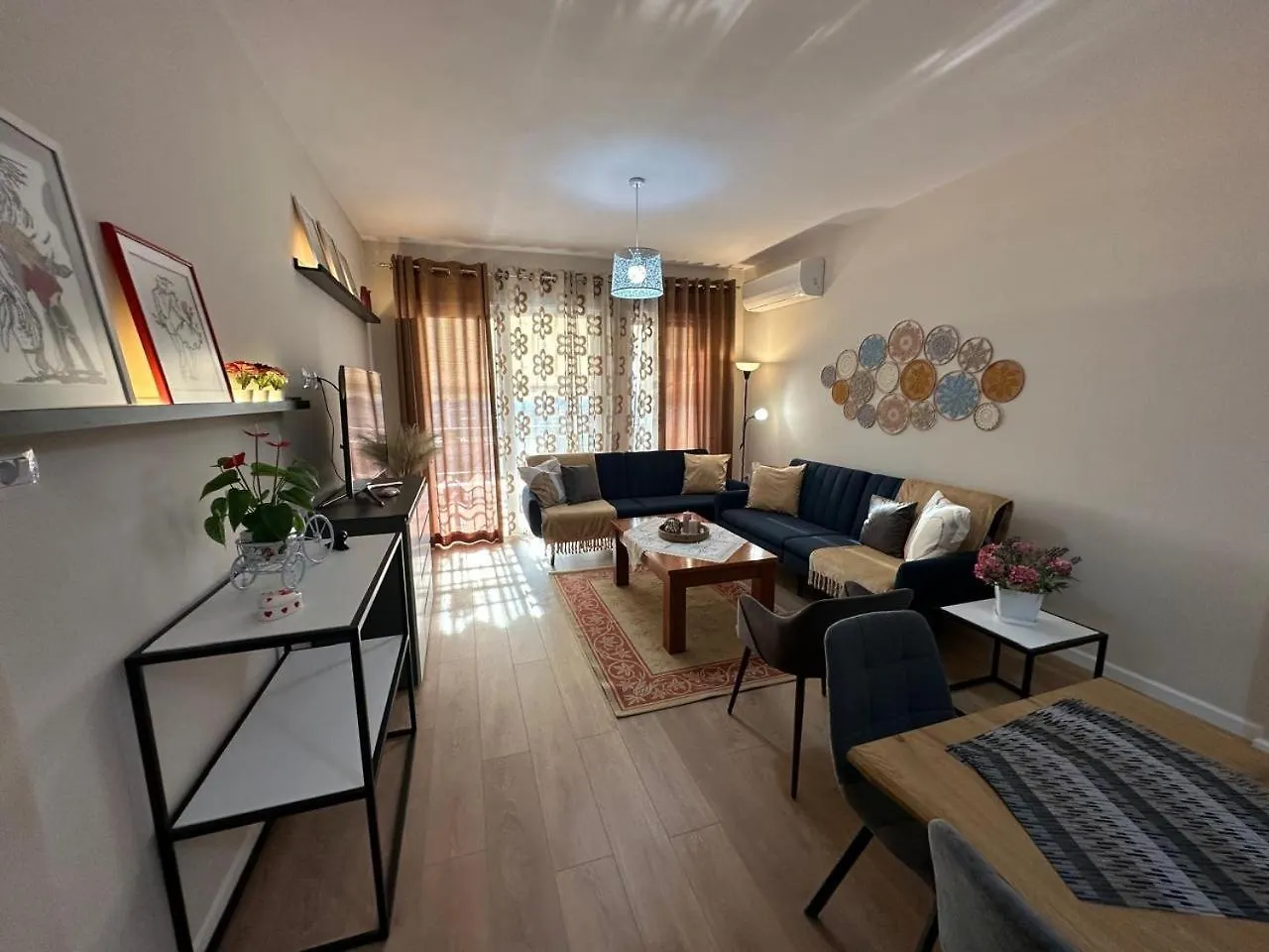 טיראנה City Harmony Apartment 0*,  אלבניה